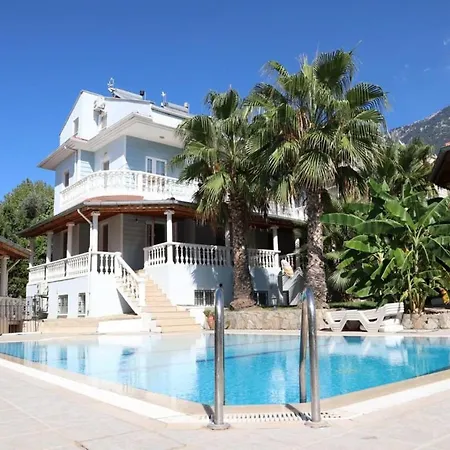 Cheerful 4 Bed With Pool 5 Mints 2 * Oludeniz